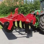 Sub-Tiller de HE-VA acoplado a un tractor