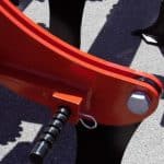 Proteción contra piedras con sistema rápido empuje.