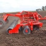 Trabajo de la grada Disc-Roller Contour con doble rodillo