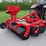 Multi-Seeder montada en Disc-Roller. Dos tareas en un pase